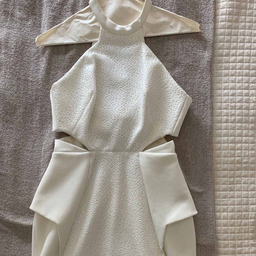 Suboo White Dress